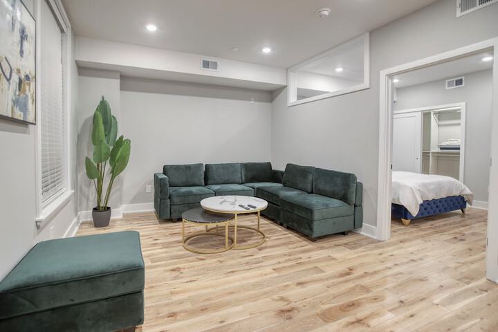 Room 15 of 62