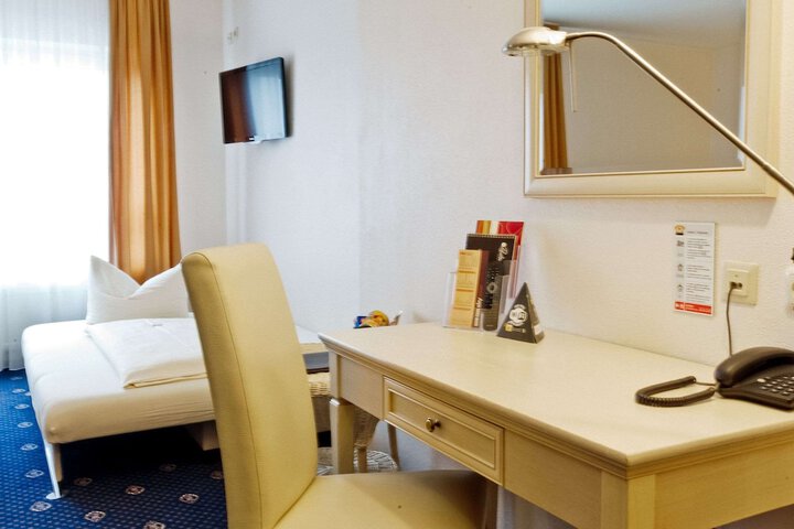 Room 20 of 50