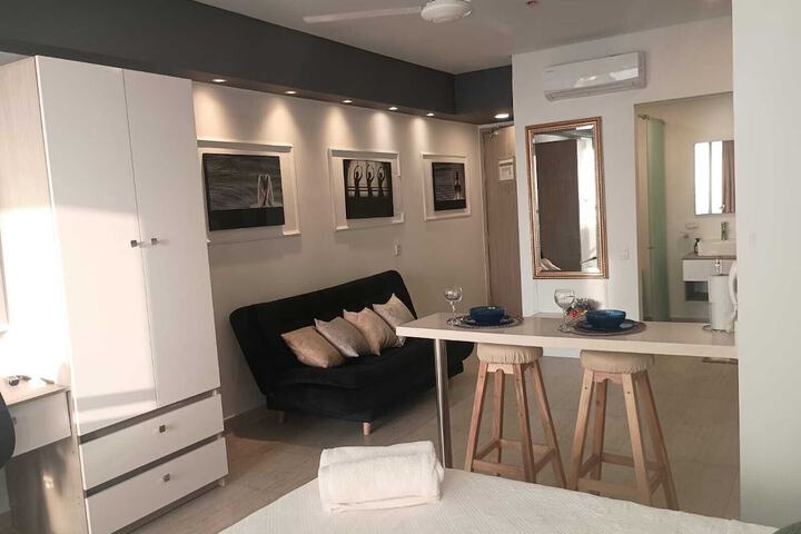 Room 5 of 34