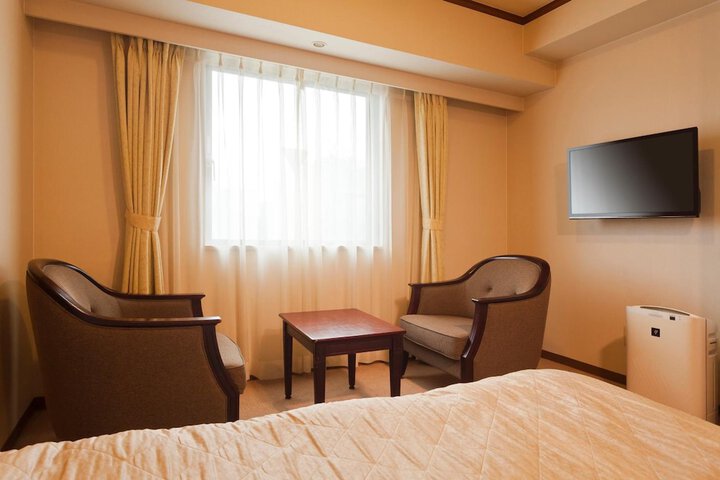 Room 20 of 66