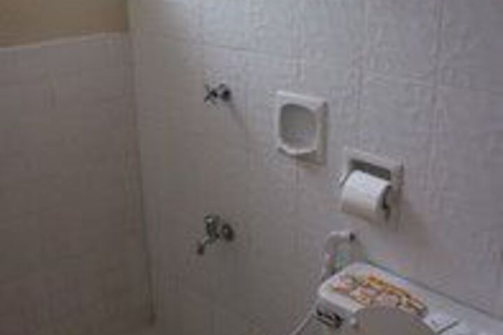 Room 3 of 36