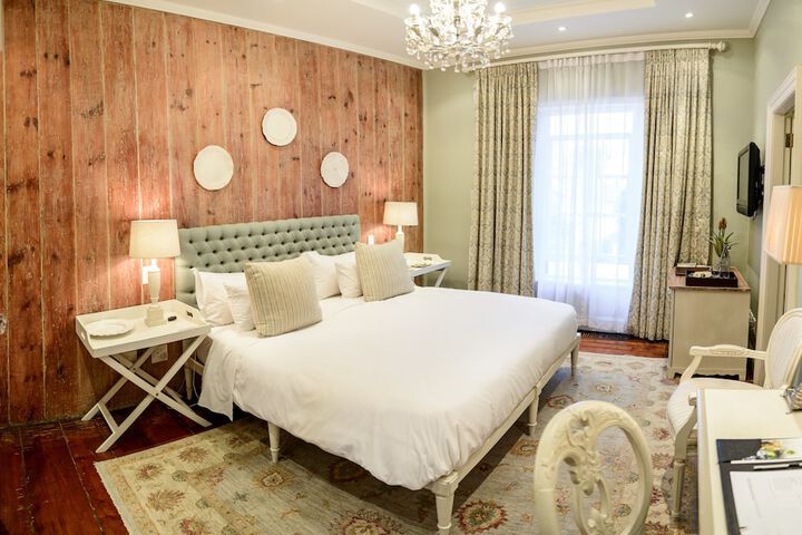 Room 10 of 46