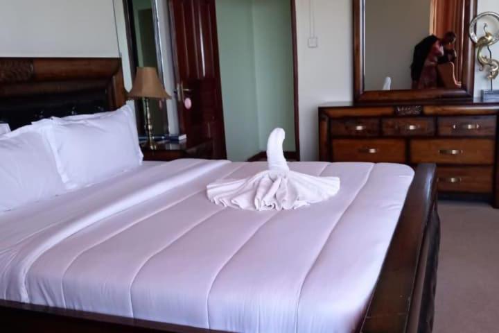Marple Inn Hotel BNB