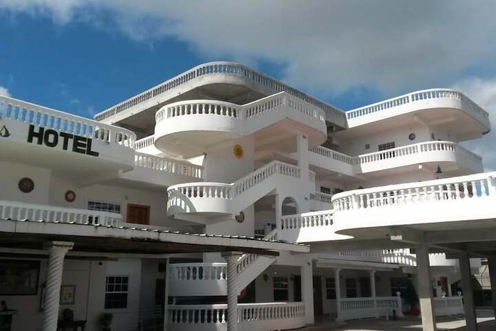 Las Palmas Hotel