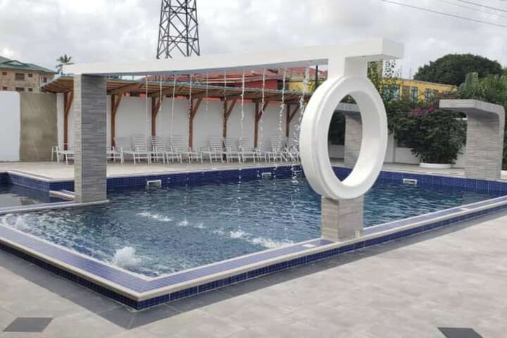 Pool 47 of 120