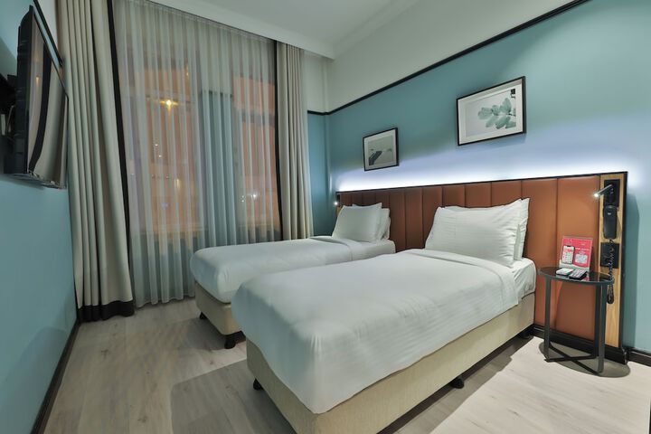 Room 14 of 59