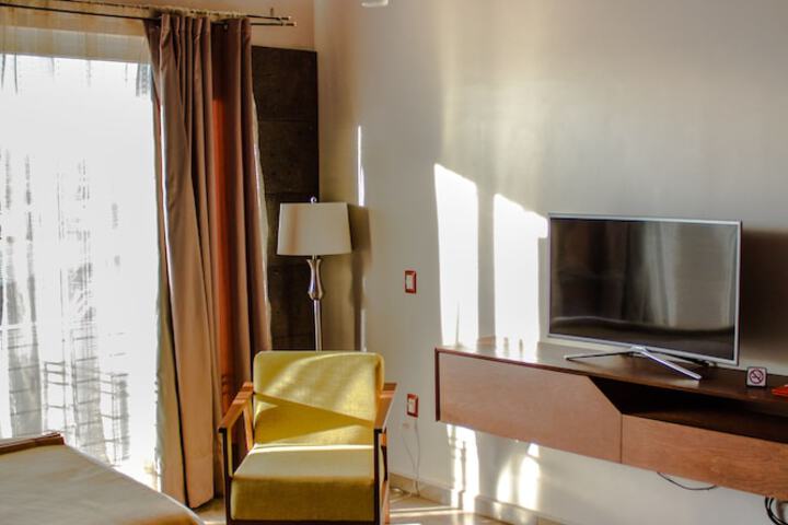 Room 15 of 64