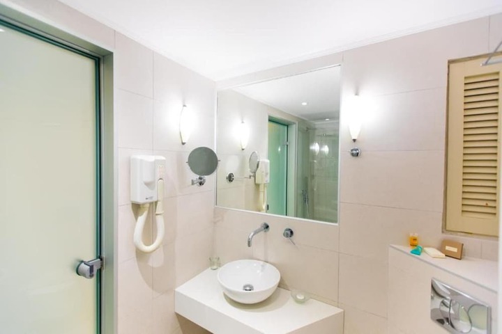 Bathroom Interior Photo