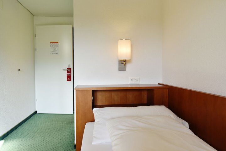 Room 17 of 56