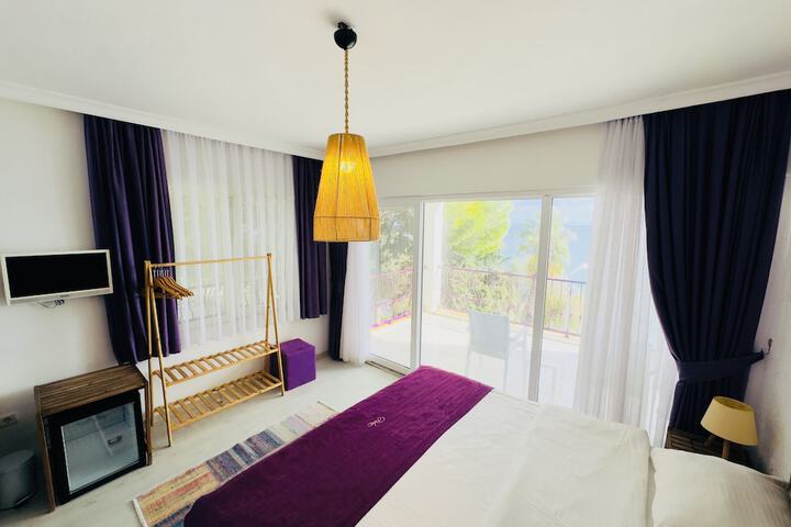 Room 46 of 73