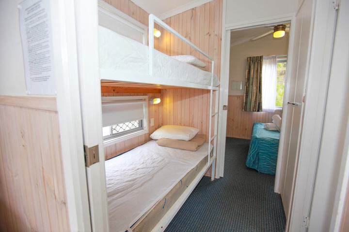 Room 10 of 35