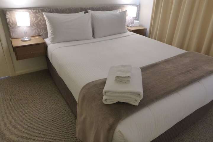 Room 12 of 92
