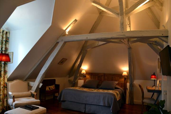 Room 16 of 34