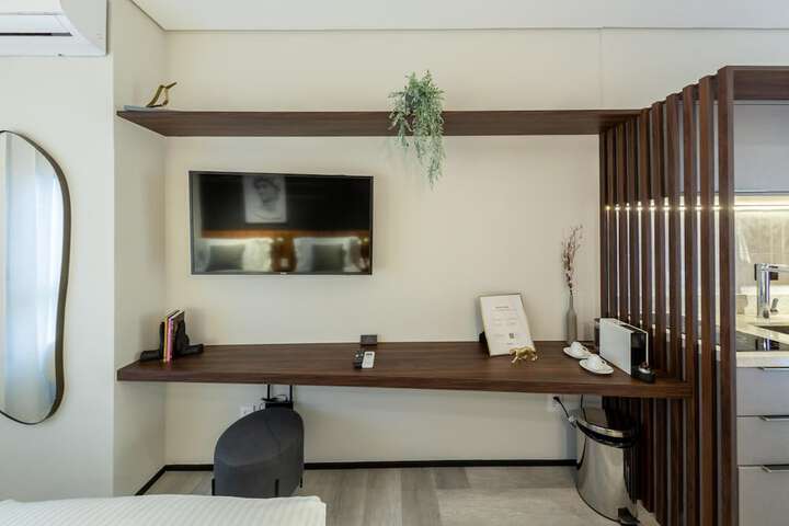 Room 90 of 184