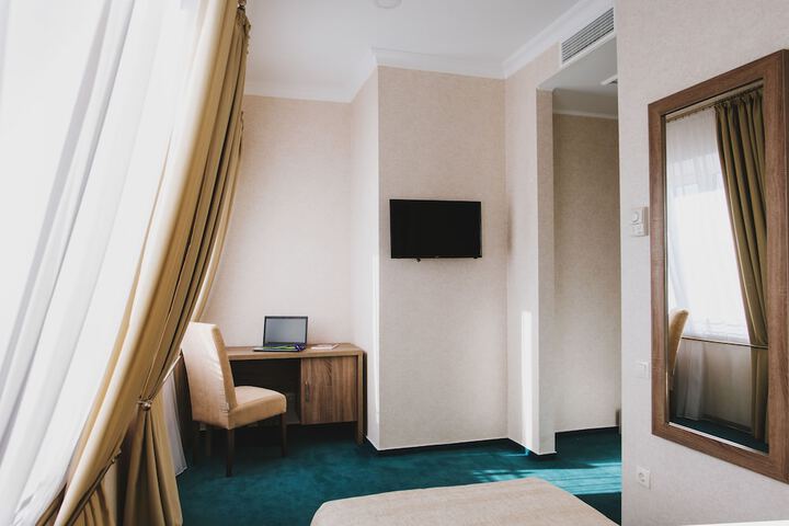 Room 41 of 70