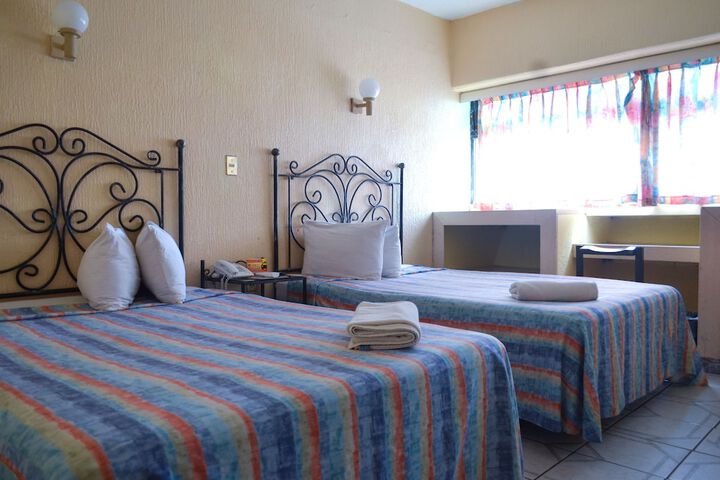 Room 10 of 53