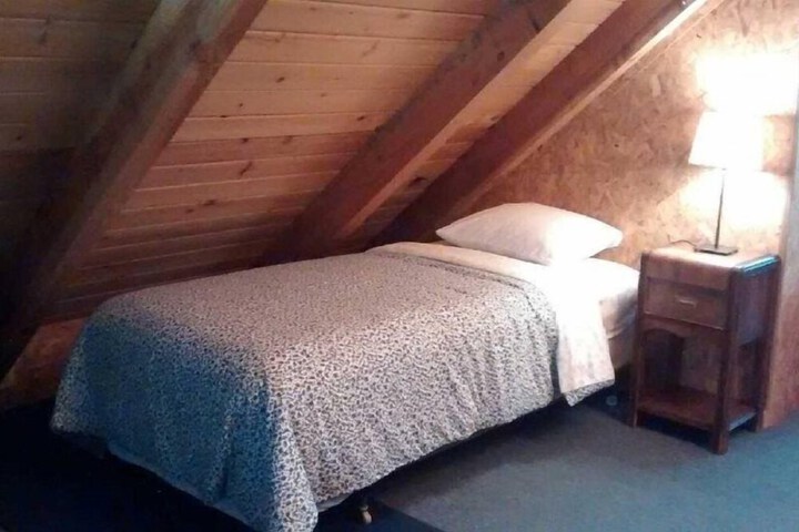 Room 6 of 47
