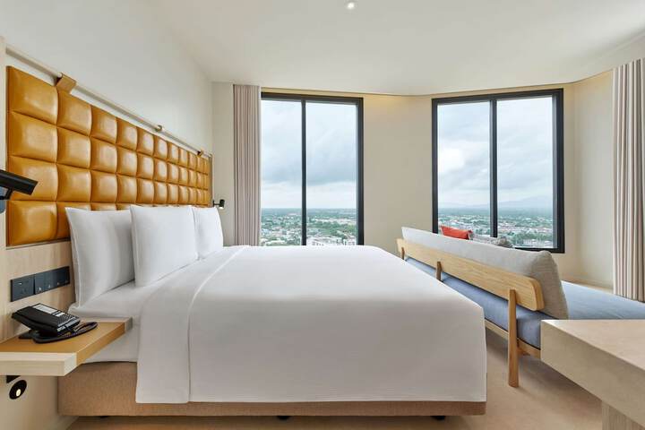 Room 5 of 39