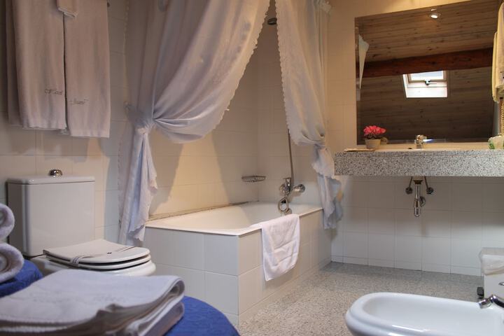 Bath Photo