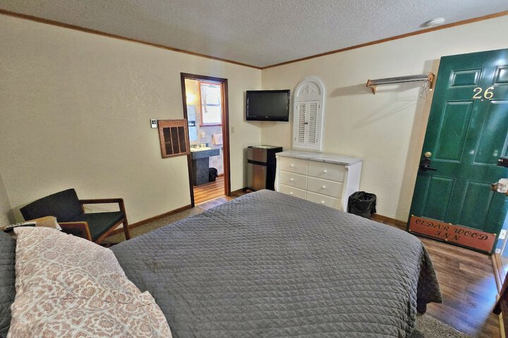 Room 64 of 183