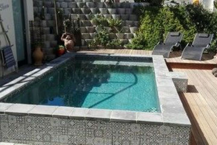 Pool 47 of 57