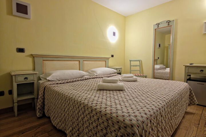 Room 14 of 52