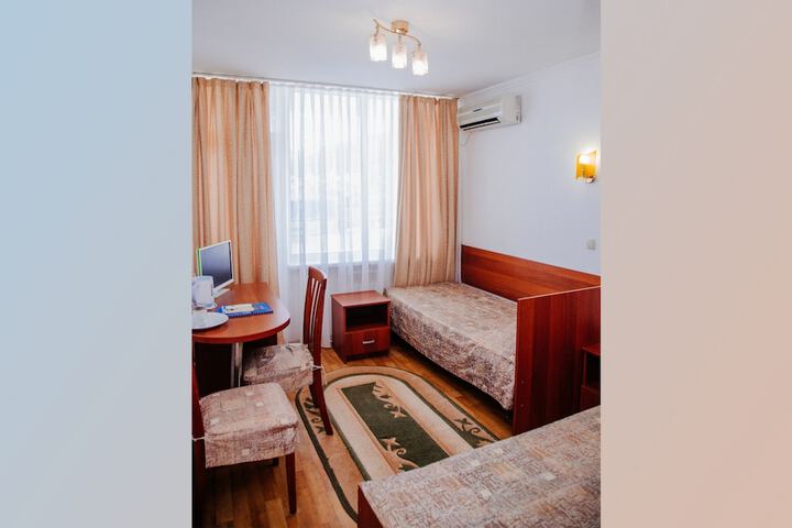 Room 16 of 65