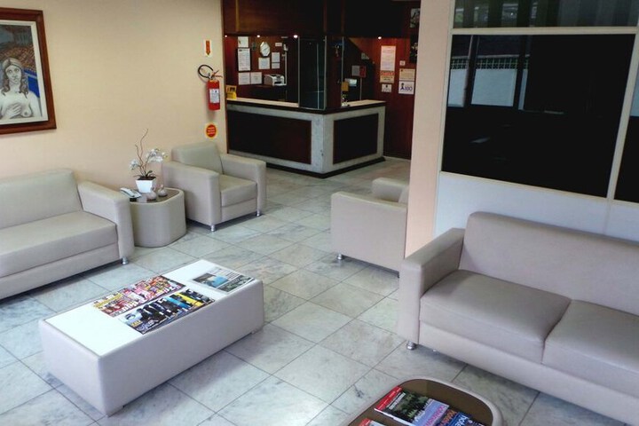 Guest Lobby
