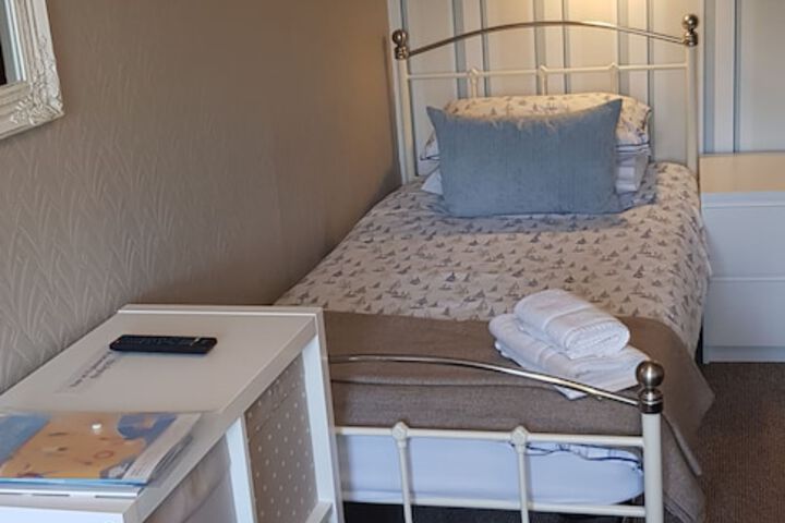 Room 10 of 52