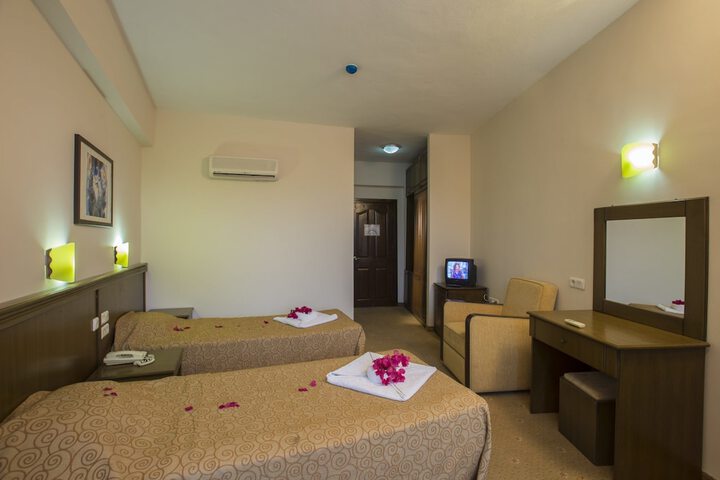 Room 10 of 62