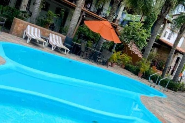 Pool 49 of 60