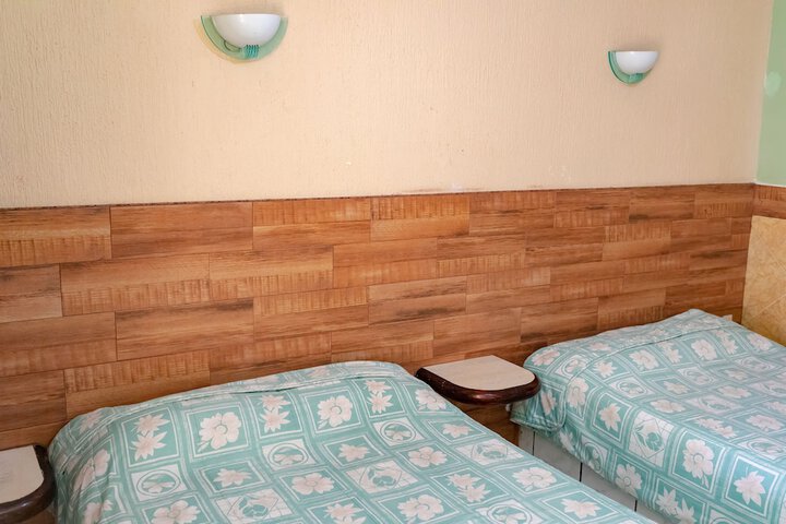 Room 3 of 17