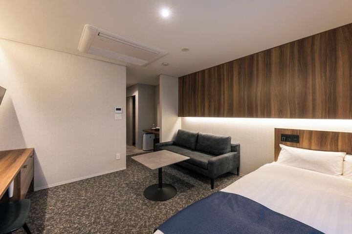 Room 7 of 52