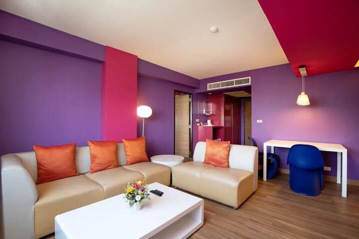 Room 43 of 64