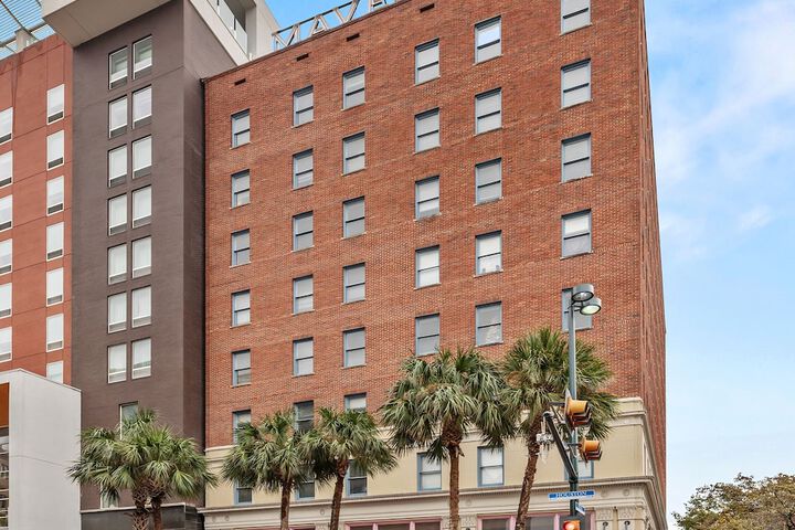 Hotel 93 of 98
