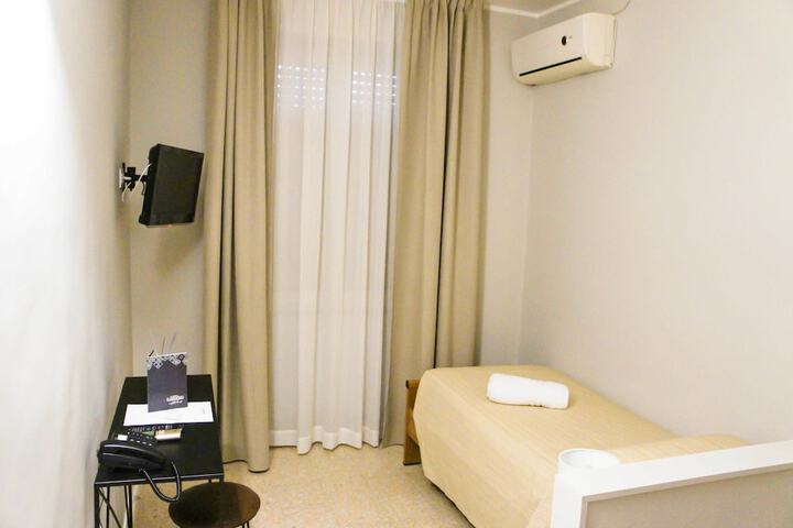 Room 45 of 71
