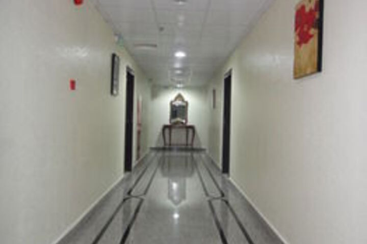 Ballroom/Hall 10 of 17