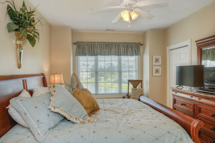 Room 3 of 23