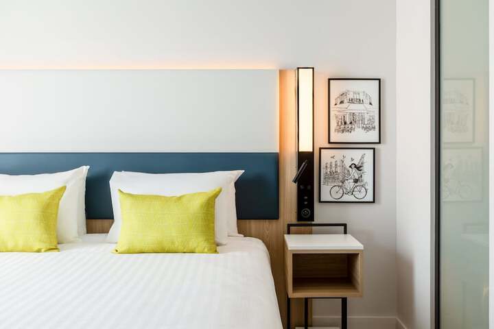 Room 6 of 35