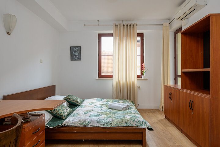 Room 41 of 178