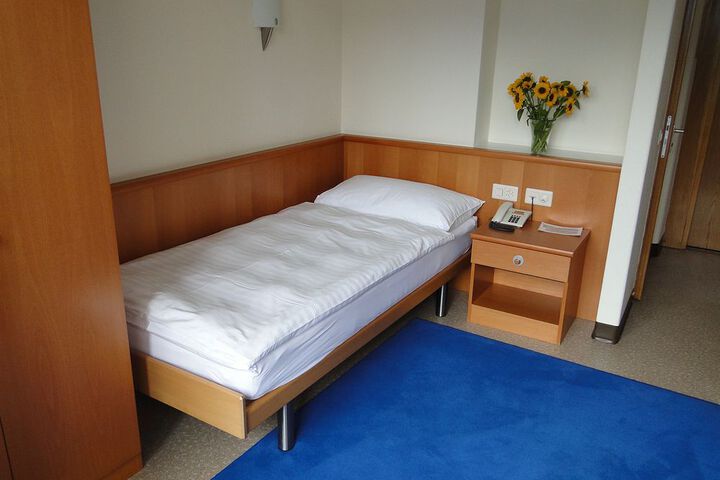 General 3 of 17