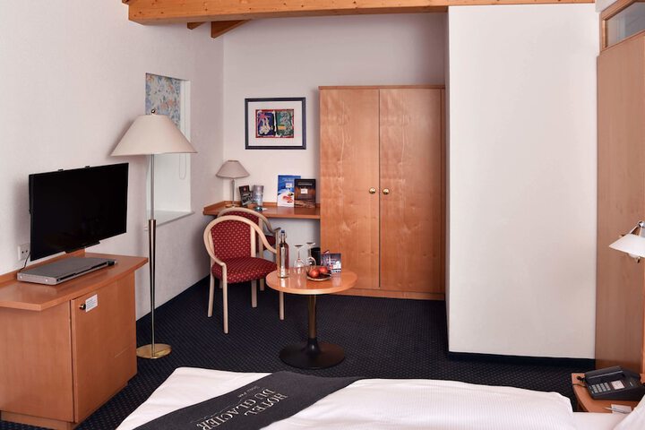Room 21 of 85