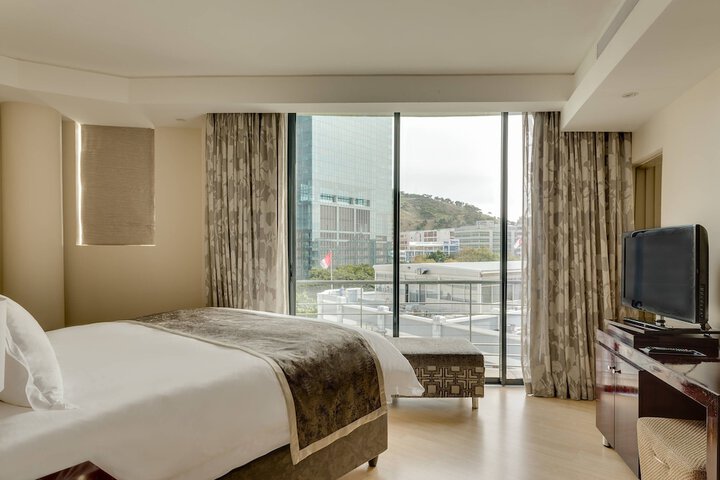 Room 26 of 145