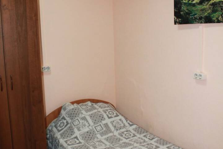 Room 17 of 17