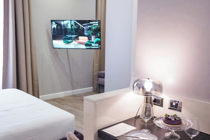 Room 7 of 85
