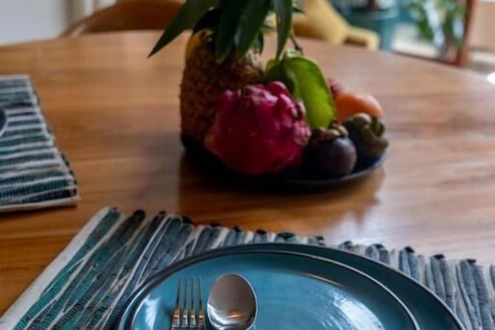 Dining 17 of 41