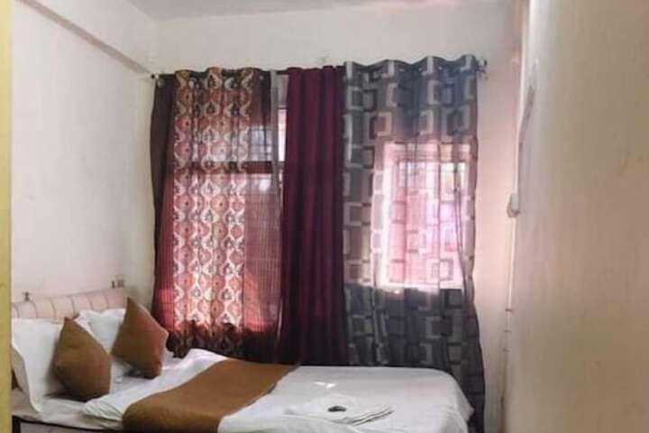 Room 20 of 29