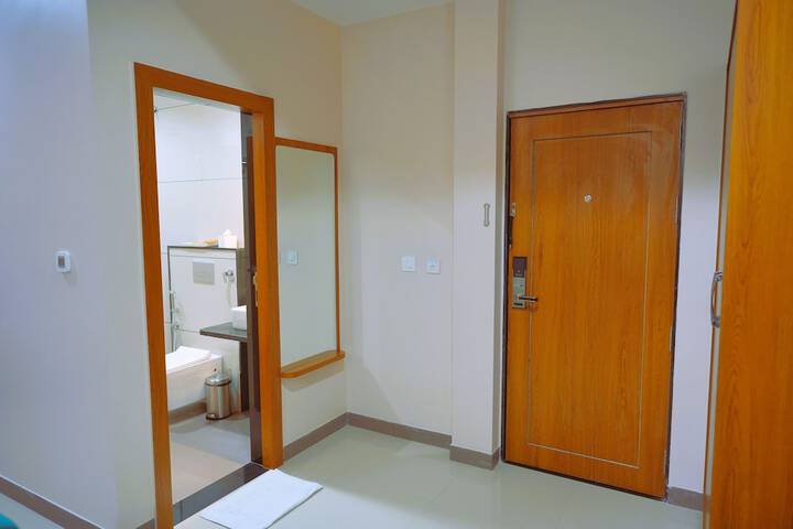 Room 11 of 22
