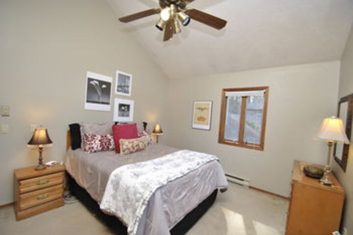 Room 5 of 17