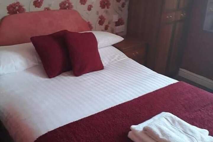 Room 3 of 42